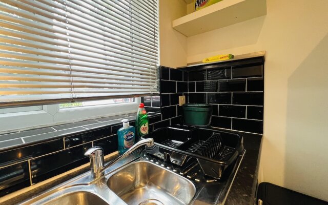 Charming 3-bed House in Levenshulme, Manchester