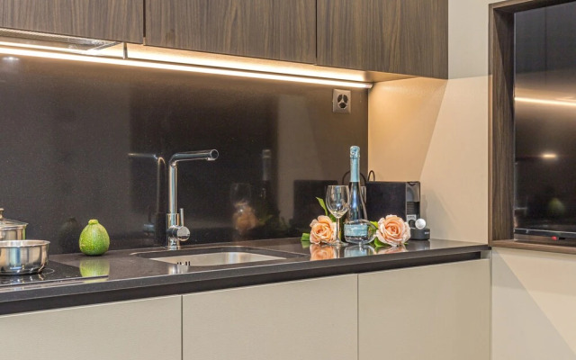 Icon H 203 Suite Micro-living