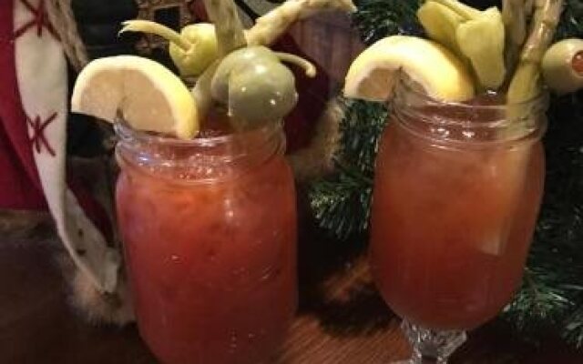 Historic Tamarack Lodge and Cabins