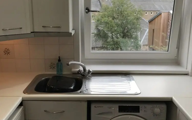 Chessels Court Apartment