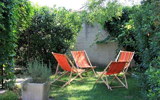 La Maison Des Invites