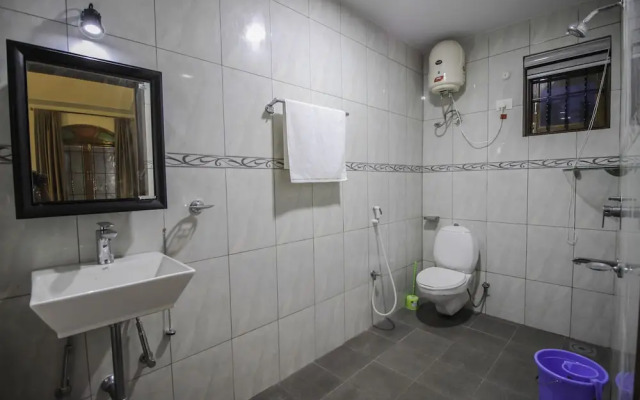 OYO 10723 Home Pool View Studio Colva