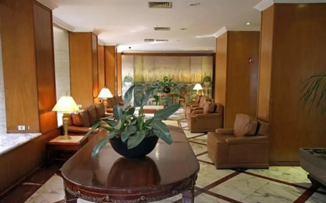 San Raphael Hotel