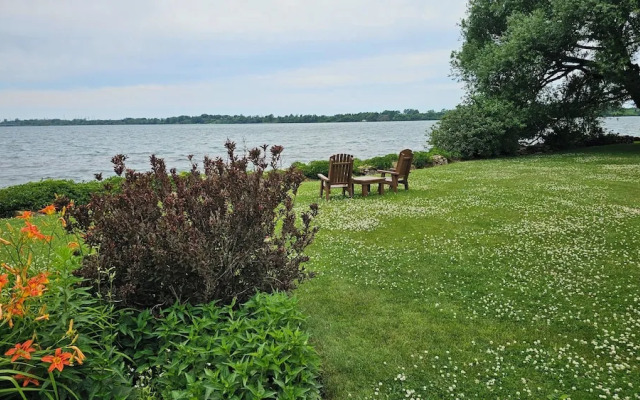 Hotel Oasis Lac StLouis