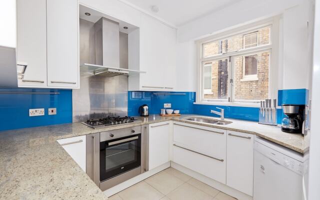 Stunning Knightsbridge Suites by Sonder