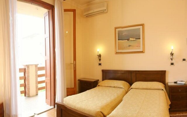 Hotel Capanna DOro