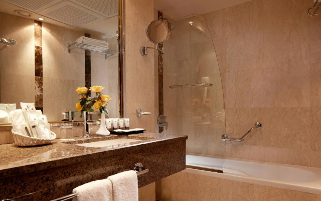 Frontel Al Harithia Hotel
