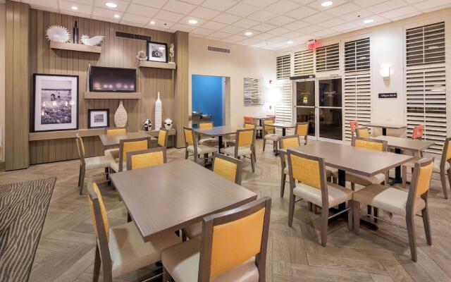 Hampton Inn Pensacola Beach