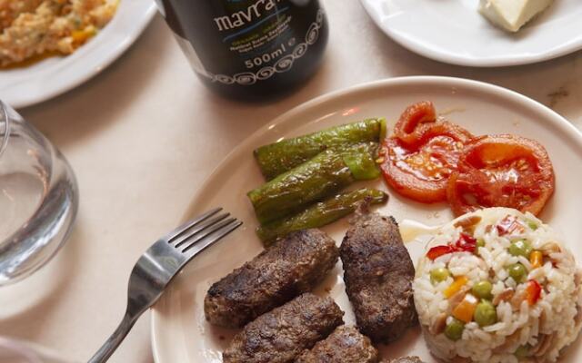 Mavras Tas Odalar