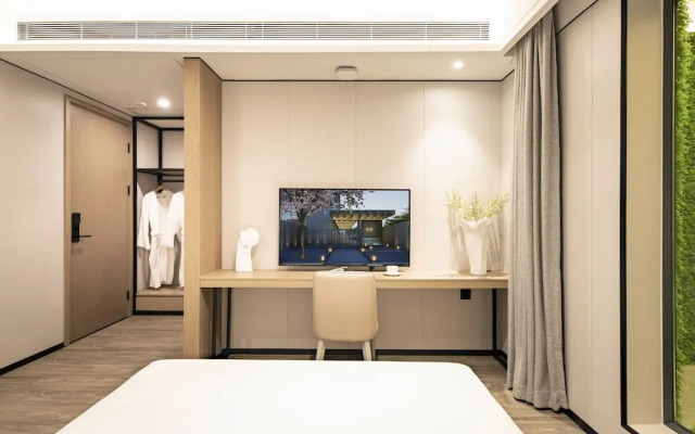 CM Serviced Apartment Shenzhen Dongmen