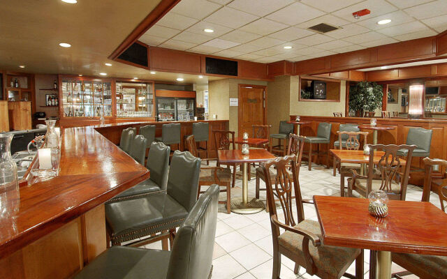 Days Inn & Conf Center by Wyndham Southern Pines Pinehurst