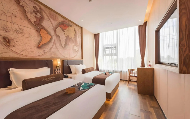 James Joyce Coffetel Hotel (Beijing International Trade Sihuidong Subway Station Branch) – Guest Rooms – Beijing
