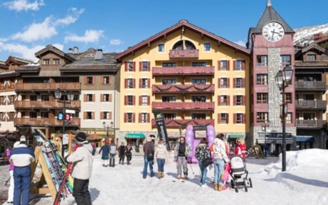 Arc 1950 Le Village Premium Residence
