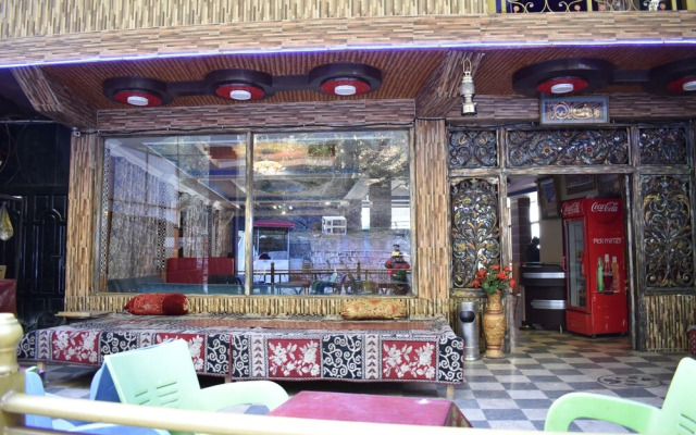 Rose Guest House