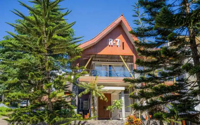 Villa Agro Kusuma Pinus Kavling R7