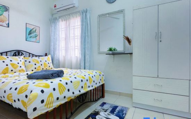 Sri Ixora Kajang | Spacious 3BR w/ Full A/C
