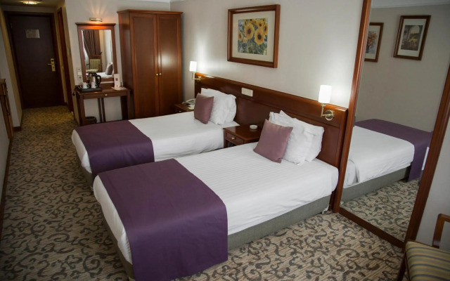Timhotel Opera Blanche Fontaine