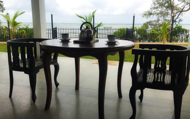 Negombo Holiday Home