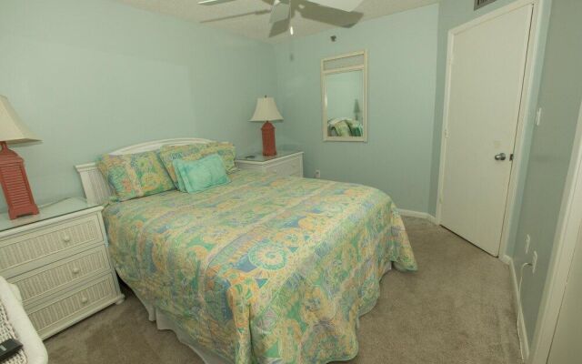 Inlet Reef 603 2 Bedroom Condo by RedAwning