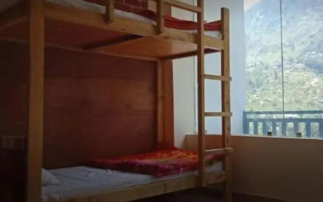 International Youth Club - Hostel