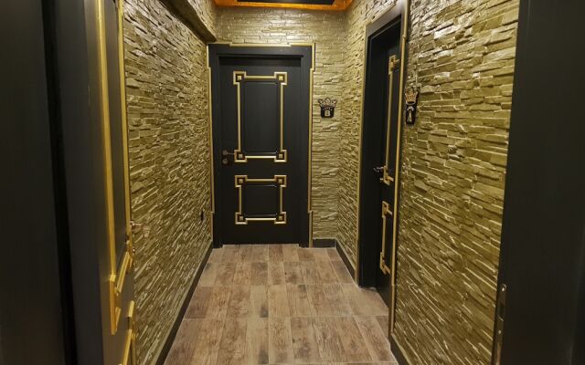 Golden Rock House