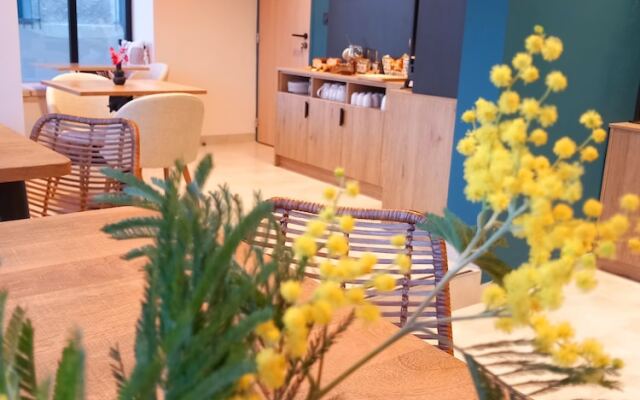 Intense Boutik Hôtel