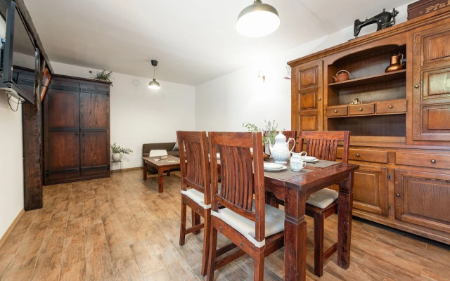 Villa Stone House Magarac