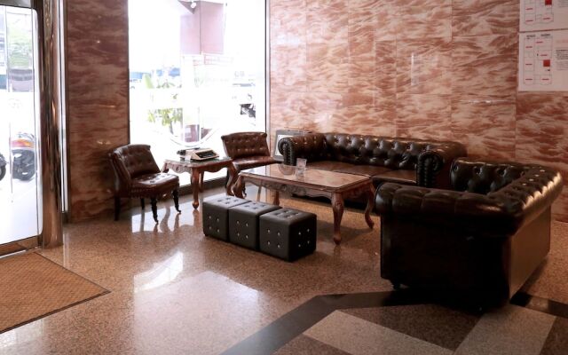 Kiwi Hotel MRT Wenxin Branch (Feng Chia Branch 1)