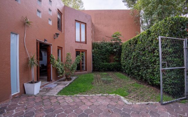 3 Bedroom house at the best of Coyoacan