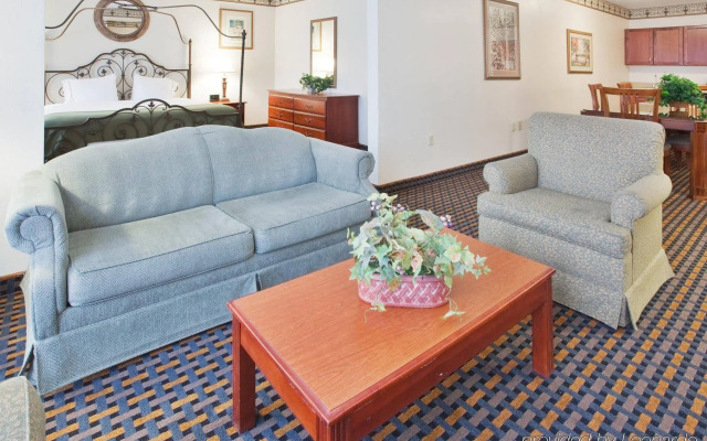 Holiday Inn Express Hotel & Suites Laurinburg by IHG