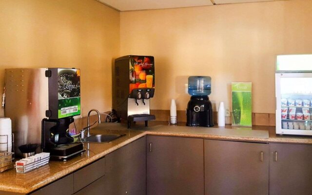 Ramada by Wyndham Tucson Airport