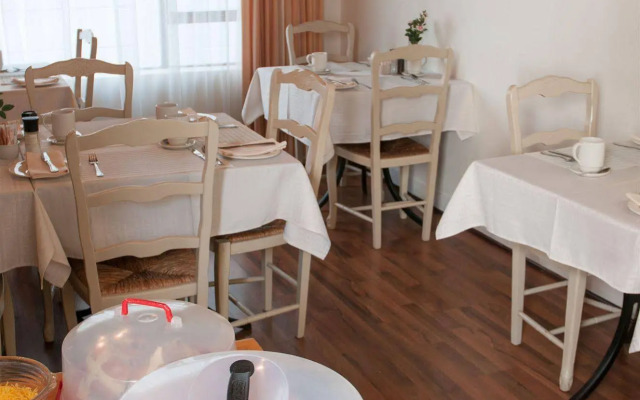 Altona Guest House