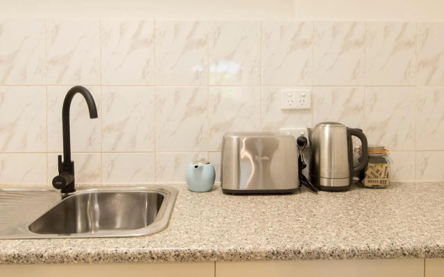 The Manor Basket Range