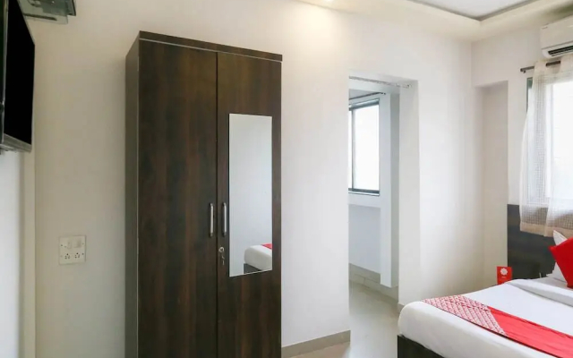 Aero Studio by OYO Rooms
