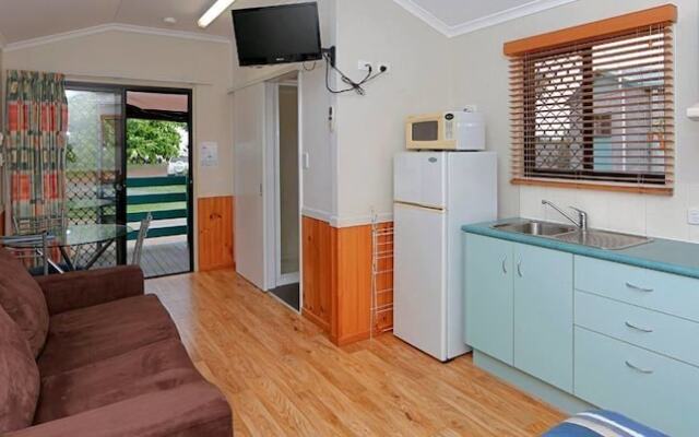 August Moon Caravan Park