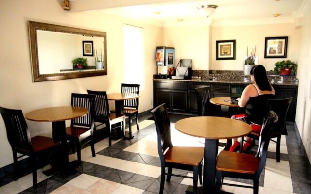American Budget Inn and Suites- Modesto