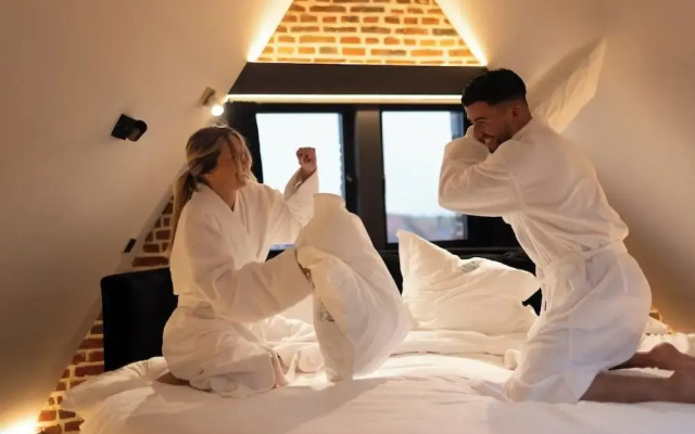 Agora Wellness suites