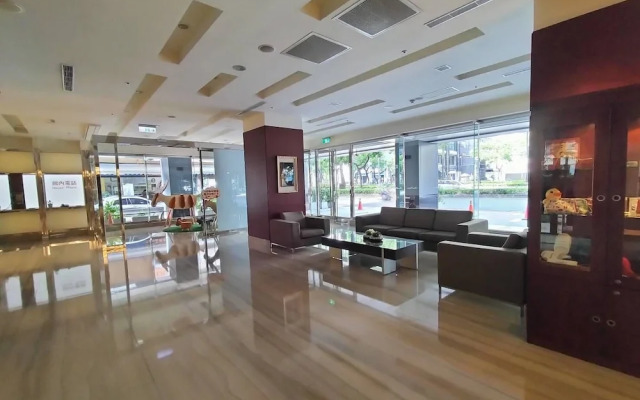 Urban Hotel33