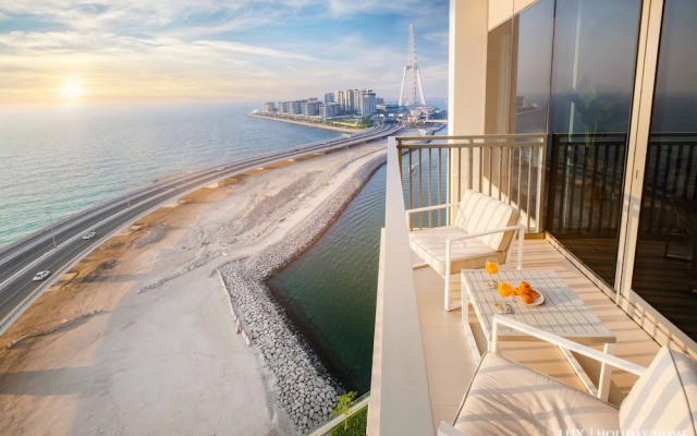 LUX 52 42 Deluxe Island view suite