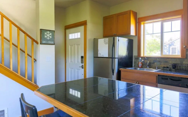 Seattle Vacation Home: The Chalet