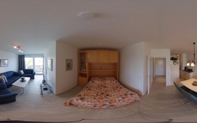 Res/410 - Residenz -teilseeblick