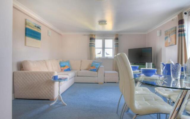 9 Maritime House