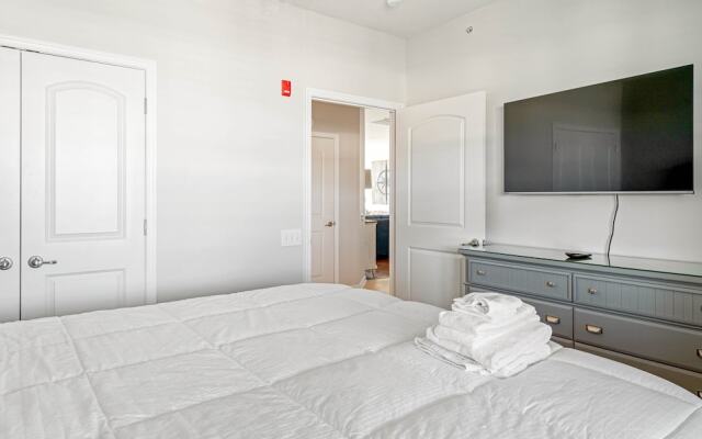 Grande at Canal Pointe