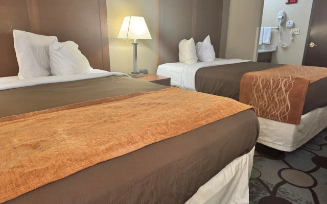 Quality Inn & Suites Memphis