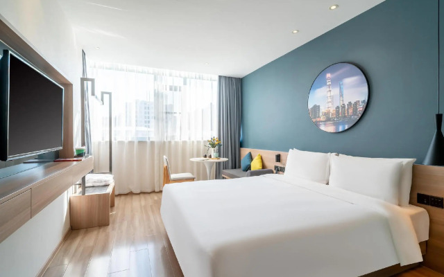 Little Lujiazui Atour Hotel