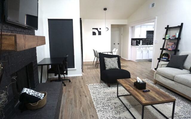 Newly Updated Cozy Home