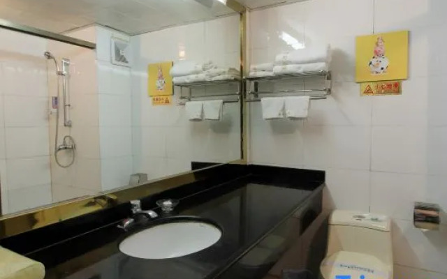 Yuwan Hotel