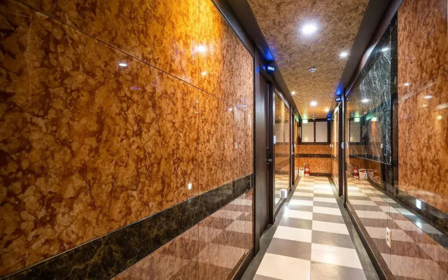 Sadang Charis Hotel