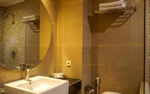 Lorin Dwangsa Solo Hotel