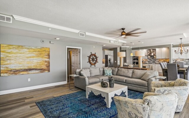 Oceania 703 3 Bedroom Condo by RedAwning